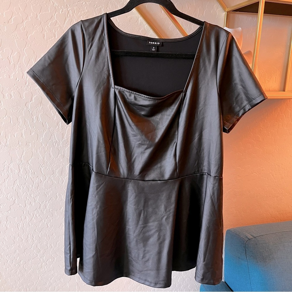 Torrid Black Faux Leather Short Sleeve Peplum Blouse Top Large L